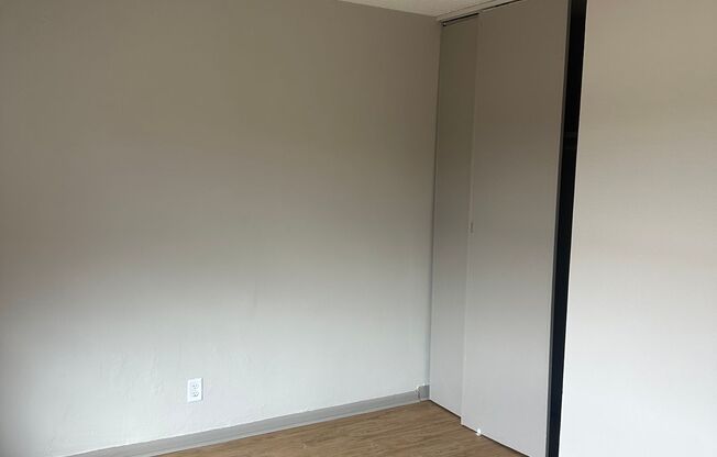 1 bed, 1 bath, 600 sqft, $1,040, Unit 308-1