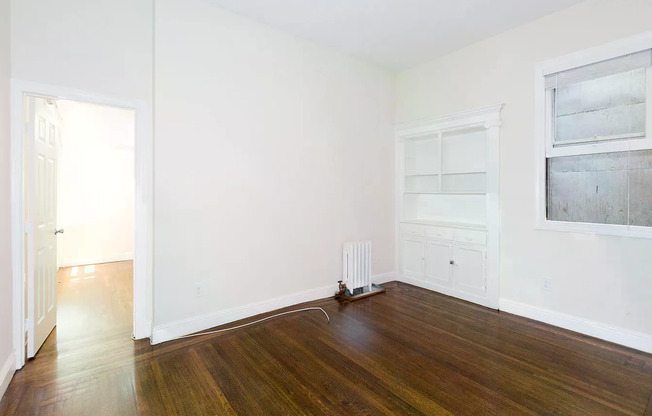 1560 Sacramento Street (1300r)