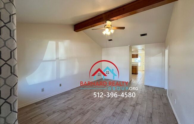 Available June 10: 3 Bed 2 Bath Duplex with Fenced in Yard on Bus Route