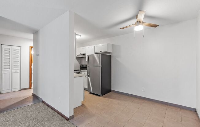 1 bed, 1 bath, 675 sqft, $1,095, Unit 319