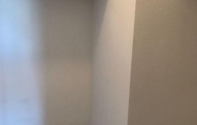 2 beds, 2 baths, $2,795, Unit 205