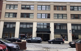 33 MIDDLE ST