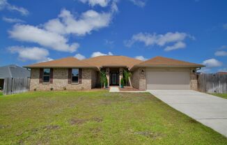 4 beds, 2.5 baths, $2,595