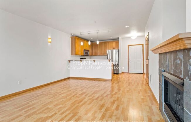 1 bed, 1 bath, $1,449, Unit 287 NE 3rd Street - 206