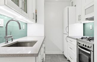 Studio, 1 bath, $4,500, Unit 1404
