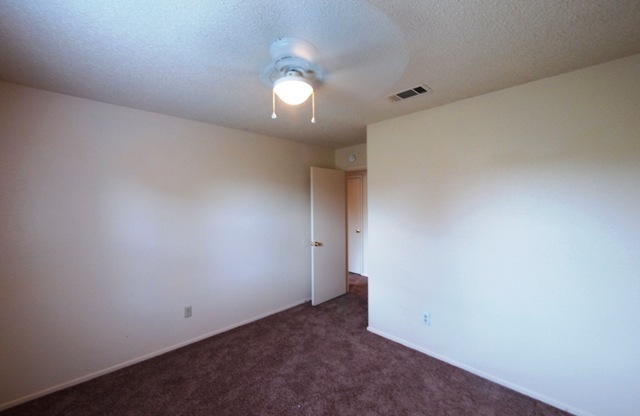 3 beds, 2 baths, $1,200