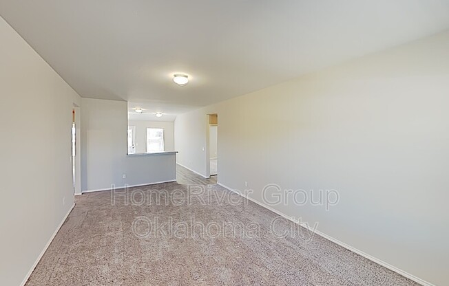 308 KARLEE LN