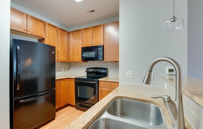 1 bed, 1 bath, $1,400, Unit # 407