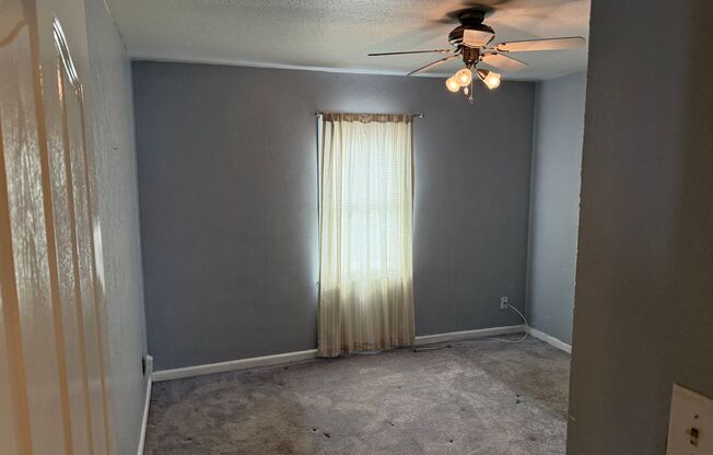 2 beds, 1 bath, $1,200