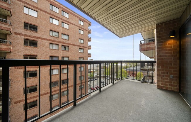 1 bed, 1 bath, 826 sqft, $2,500, Unit 708