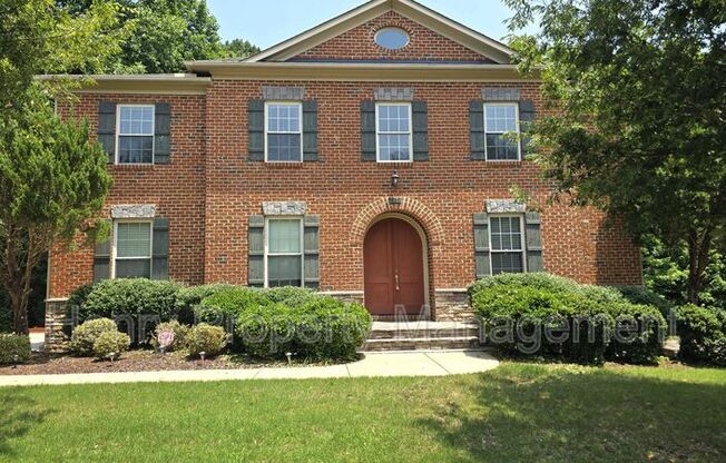 121 HARVESTWOOD DR
