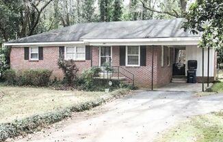 Charming Home Available in August!