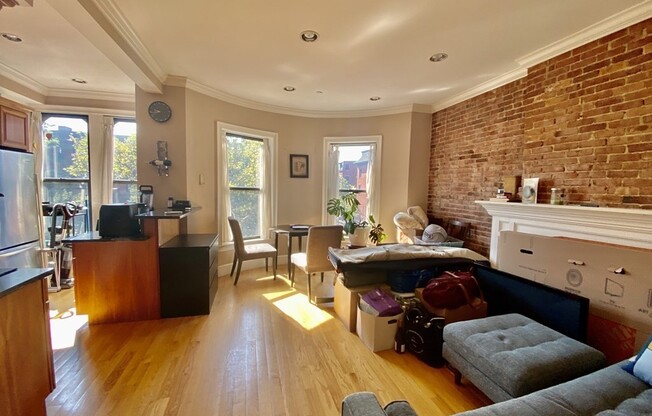 681 TREMONT