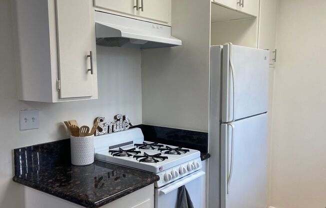 1 bed, 1 bath, 580 sqft, $1,995, Unit A13