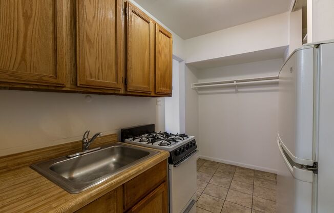 Studio, 1 bath, 315 sqft, $930