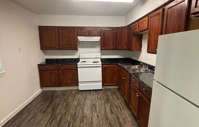 2 beds, 1 bath, 728 sqft, $1,525, Unit 204 A