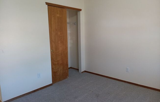 3 beds, 2 baths, $1,950