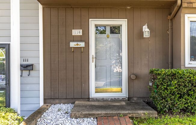 110 Woodlake Drive - Four Seasons Townhome!
