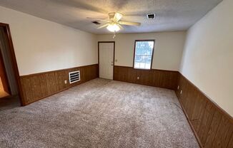 2 beds, 1 bath, $950