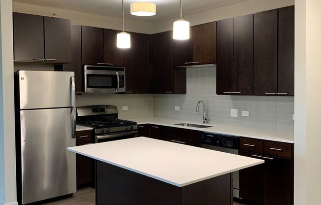 2 beds, 2 baths, 1,318 sqft, $3,412, Unit 354