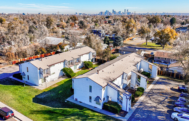 Elk Mountain Apartments