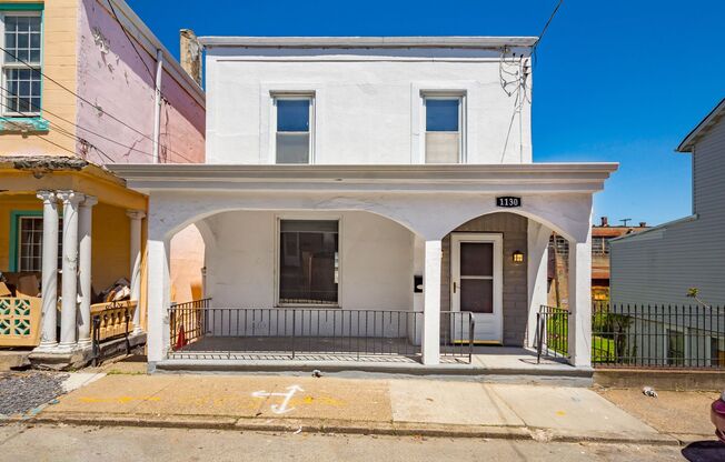 ABSOLUTELY GORGEOUS 3 BEDROOM in MCKEES ROCKS! RECENTLY RENOVATED WITH  OFF STREET PARKING & CENTRAL AC, BLOCKS OFF BROADWAY!!!