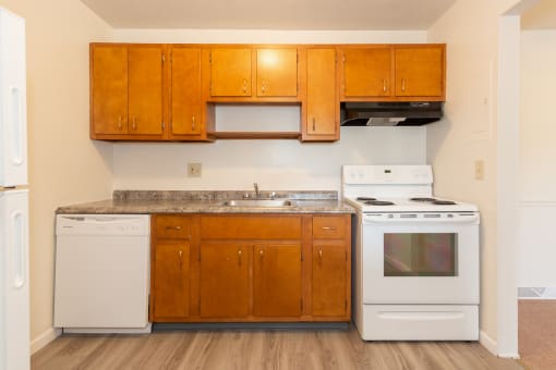 Oxford Court Apartments Kitchen