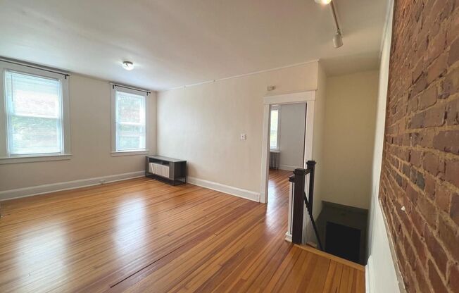 1 bed, 1 bath, $1,350