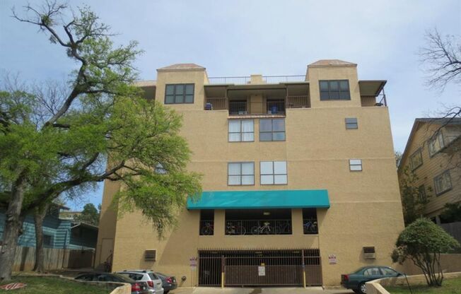 Stoneleigh Condominiums #308