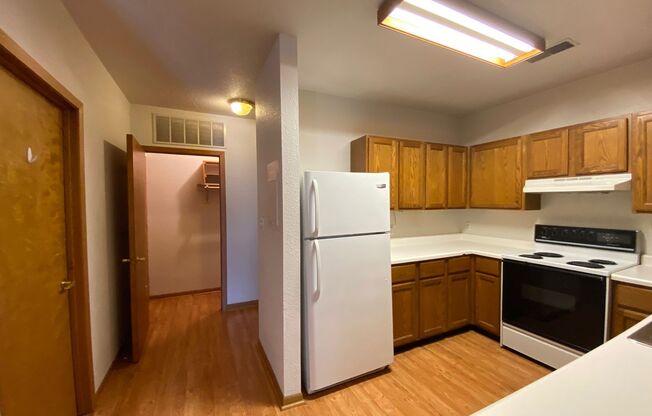 7218 North