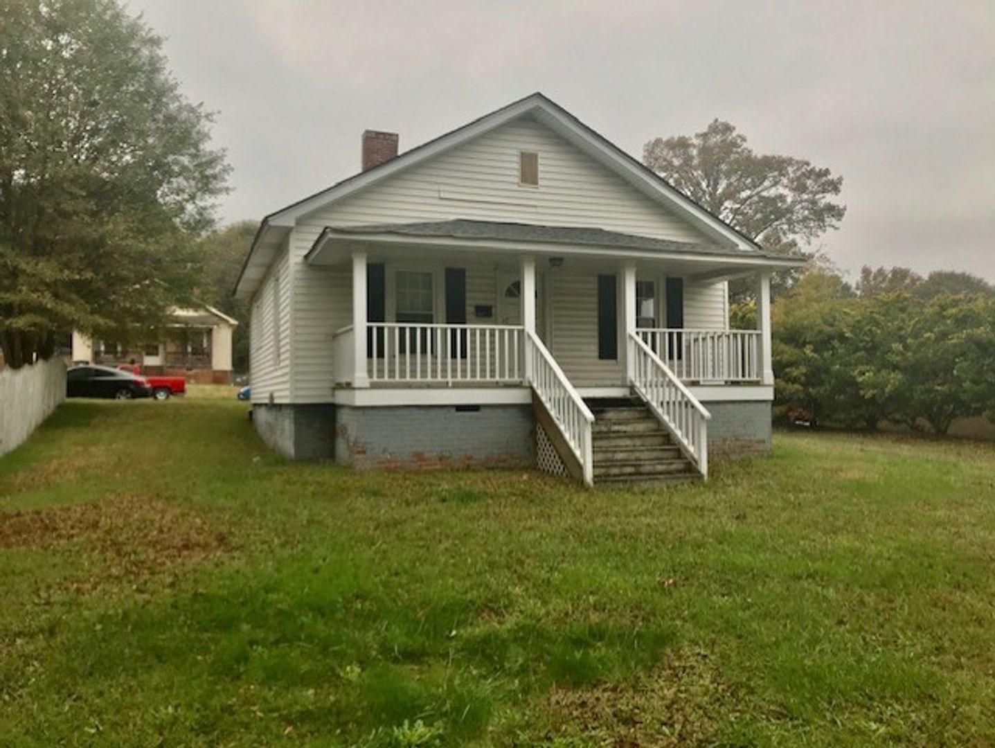 Must see this Newly renovated 2 bedroom 1 bath home located in Kannapolis