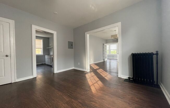 2 beds, 1 bath, 675 sqft, $1,200, Unit C-106