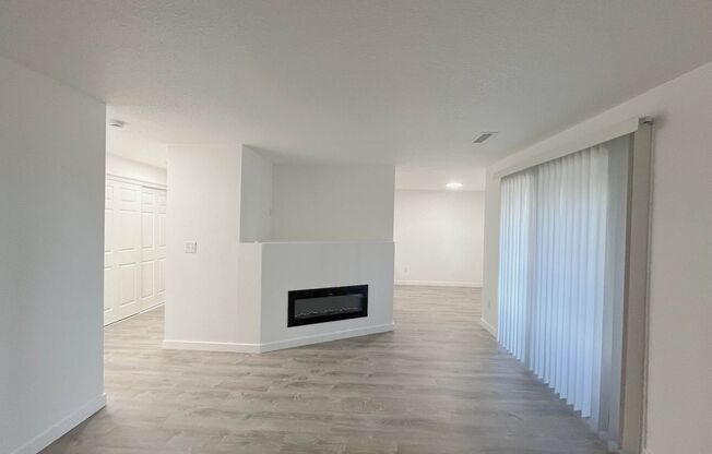 2 beds, 2 baths, 940 sqft, $1,515, Unit 18-36
