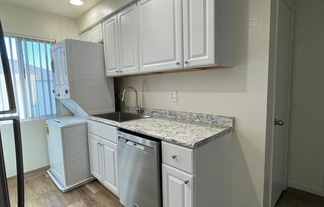 1 bed, 1 bath, 627 sqft, $1,075, Unit 68