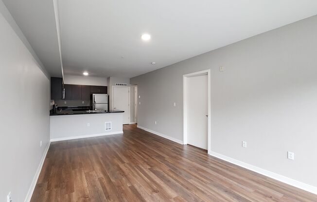 1 bed, 1 bath, 679 sqft, $2,605, Unit 404