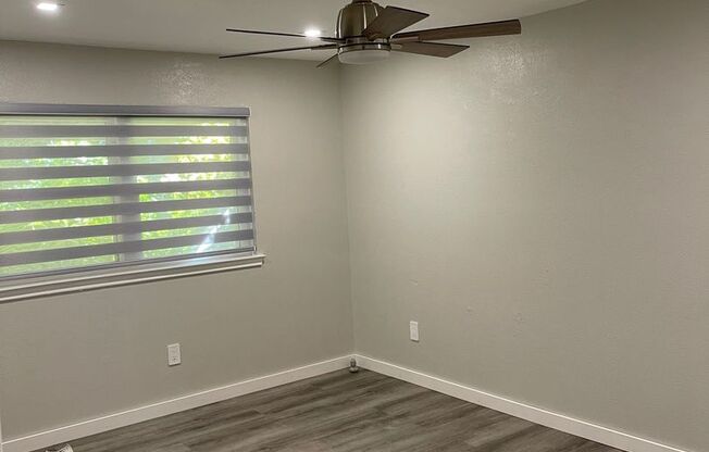 Charming 3-Bedroom Home in the Heart of Arlington – Prime Location & Cozy Living