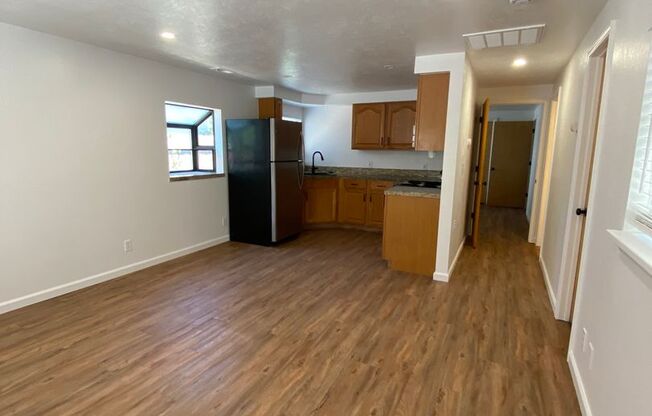 1 Bedroom Home next to the Whitewater Park and the Foothills. _ Pet Friendly!!