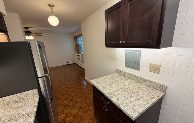 Studio, 1 bath, 450 sqft, $1,675, Unit 417-204