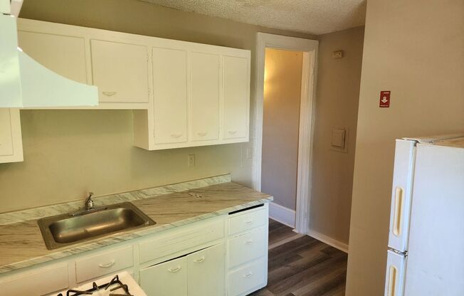 1 bed, 1 bath, $1,750