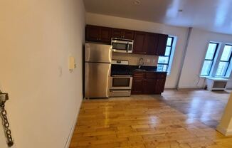 988 Sherman Ave