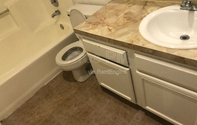 1 bed, 1 bath, 730 sqft, $845, Unit 1216