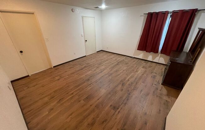 Spacious and Renovated Split Level Unit w/ Parking and Laundry Hookups