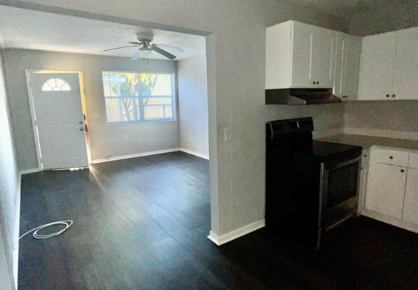 703 N 5 ST