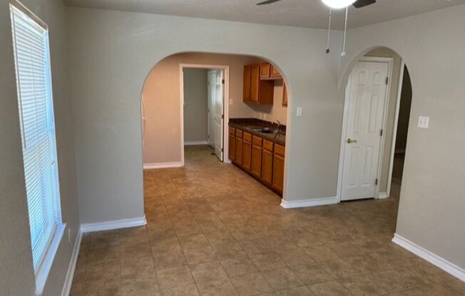Adorable 2 bedroom READY FOR MOVE IN NOW!