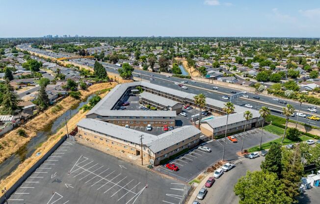 Stonebrook -7002 East Parkway Sacramento, CA. 95823