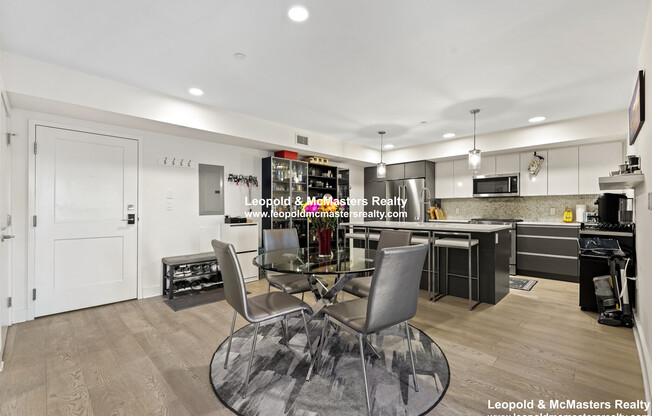 85 WILLOW CT
