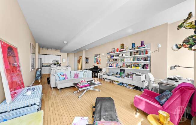 Studio, 1 bath, 990 sqft, $8,000, Unit 8K