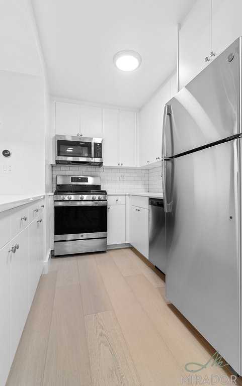 1 bed, 1 bath, $4,500, Unit 26H