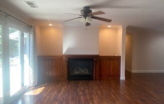 4 beds, 4 baths, $3,000