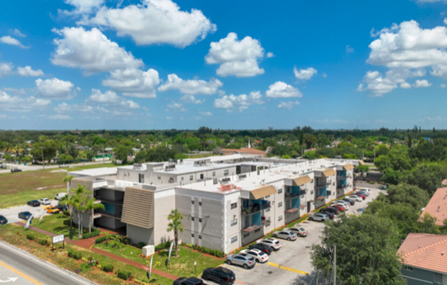 Allaire - 5525 SW 41 St. Pembroke Park, FL 33023